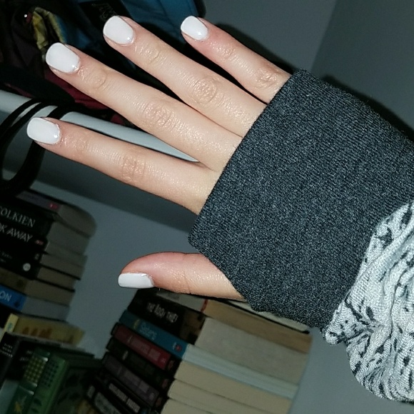 GUESS sweater/ sweatshirt size 14 girls - Picture 5 of 5